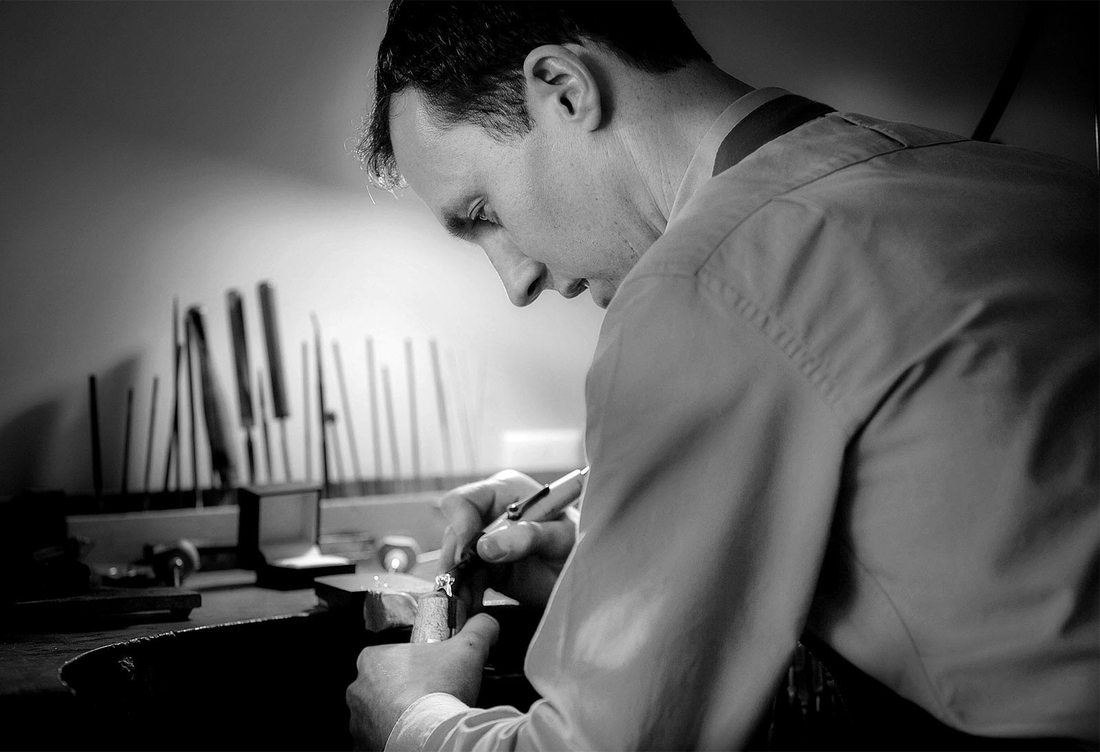 5. Crafting the ring. High quality hand made jewellery in Julian Bartrom's Auckland jewellery working