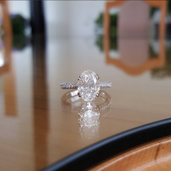 A 2.5 carat diamond ring makes for great table talk.